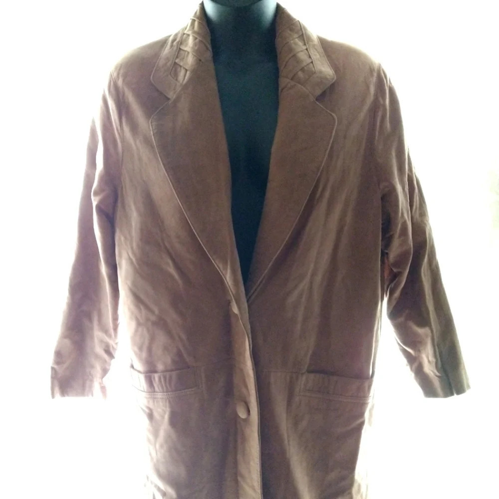 Gorgeous Genuine Leather Coat EUC ❤️ - Picture 5 of 12
